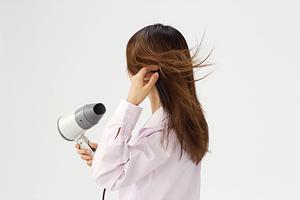 自分のイラストを缶バッチにして販売する